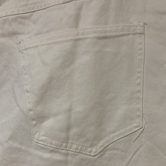 White jean skirt - Picture 5 of 7